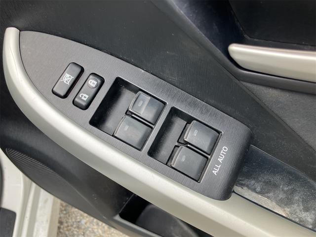 プリウス Ｓ　ハイブリッド　オートライト　ＨＩＤ　スマートキー　電動格納ミラー　ＣＶＴ　盗難防止システム　衝突安全ボディ　アルミホイール　ＡＢＳ　エアコン　パワーステアリング　パワーウィンドウ（42枚目）