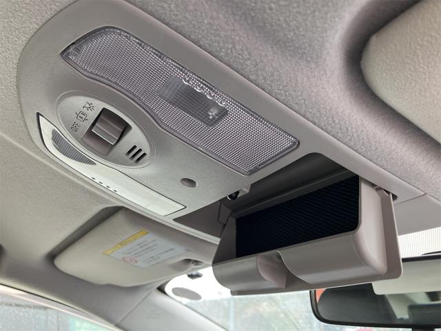 プリウス Ｌ　ハイブリッド　ドライブレコーダー　オートライト　スマートキー　電動格納ミラー　ＣＶＴ　盗難防止システム　衝突安全ボディ　アルミホイール　ミュージックプレイヤー接続可　ＡＢＳ　ＥＳＣ　エアコン（41枚目）