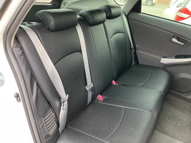 プリウス Ｌ　ハイブリッド　ドライブレコーダー　オートライト　スマートキー　電動格納ミラー　ＣＶＴ　盗難防止システム　衝突安全ボディ　アルミホイール　ミュージックプレイヤー接続可　ＡＢＳ　ＥＳＣ　エアコン（46枚目）