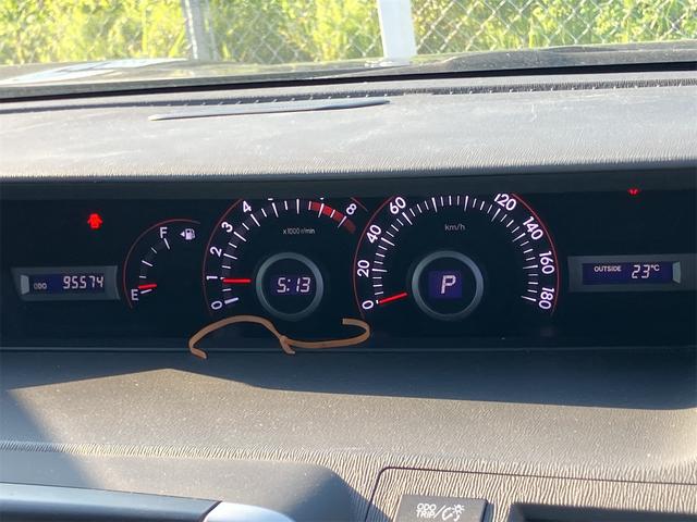 ヴォクシー ＺＳ　煌ＩＩ　ＥＴＣ　ＴＶ　両側電動スライドドア　オートライト　ＨＩＤ　スマートキー　電動格納ミラー　３列シート　ＣＶＴ　アルミホイール　ＣＤ　ＤＶＤ再生　ミュージックプレイヤー接続可　Ｂｌｕｅｔｏｏｔｈ（7枚目）