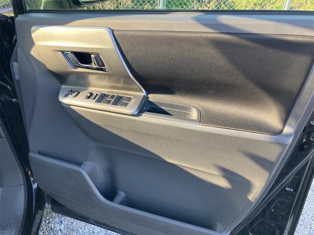 ヴォクシー ＺＳ　煌ＩＩ　ＥＴＣ　ＴＶ　両側電動スライドドア　オートライト　ＨＩＤ　スマートキー　電動格納ミラー　３列シート　ＣＶＴ　アルミホイール　ＣＤ　ＤＶＤ再生　ミュージックプレイヤー接続可　Ｂｌｕｅｔｏｏｔｈ（28枚目）
