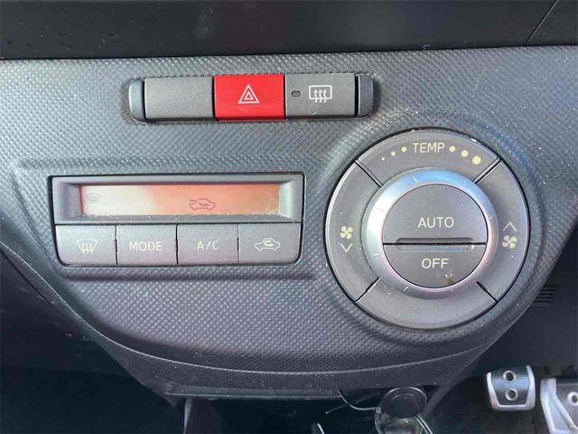 ルクラ Ｌ　ＥＴＣ　ＨＩＤ　スマートキー　電動格納ミラー　ＣＶＴ　盗難防止システム　ＡＢＳ　ＵＳＢ　アルミホイール　衝突安全ボディ　エアコン　パワーステアリング　パワーウィンドウ（5枚目）