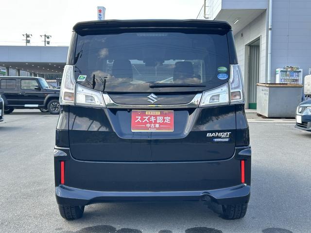 ソリオバンディット バンディットＨＹＢＲＩＤ　ＭＶ　４ＷＤ　アウトレット車　４ＷＤ　マイルドハイブリッド　デュアルカメラブレーキサポート　純正ナビ　全方位カメラ　純正ＥＴＣ　両側電動スライドドア　クルーズコントロール　シートヒーター　オートライト　ＬＥＤヘッドライト（6枚目）