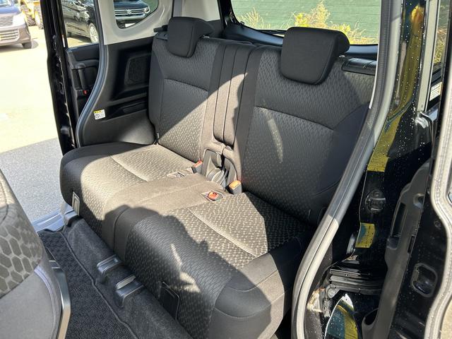 ソリオバンディット バンディットＨＹＢＲＩＤ　ＭＶ　４ＷＤ　アウトレット車　４ＷＤ　マイルドハイブリッド　デュアルカメラブレーキサポート　純正ナビ　全方位カメラ　純正ＥＴＣ　両側電動スライドドア　クルーズコントロール　シートヒーター　オートライト　ＬＥＤヘッドライト（43枚目）