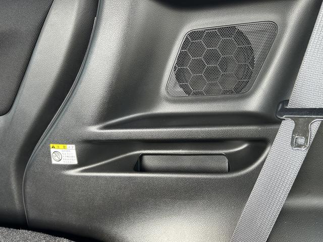 ソリオバンディット バンディットＨＹＢＲＩＤ　ＭＶ　４ＷＤ　アウトレット車　４ＷＤ　マイルドハイブリッド　デュアルカメラブレーキサポート　純正ナビ　全方位カメラ　純正ＥＴＣ　両側電動スライドドア　クルーズコントロール　シートヒーター　オートライト　ＬＥＤヘッドライト（63枚目）