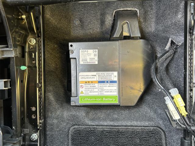 ソリオバンディット バンディットＨＹＢＲＩＤ　ＭＶ　４ＷＤ　アウトレット車　４ＷＤ　マイルドハイブリッド　デュアルカメラブレーキサポート　純正ナビ　全方位カメラ　純正ＥＴＣ　両側電動スライドドア　クルーズコントロール　シートヒーター　オートライト　ＬＥＤヘッドライト（69枚目）