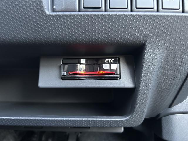 ハスラー Ｊ　ＳＴＹＬＥ　４ＷＤ　ナビ　バックカメラ　ドラレコ　ＥＴＣ　ドライブレコーダー　バックカメラ　オートライト　Ｂｌｕｅｔｏｏｔｈ　プッシュスタート　シートヒーター　オートエアコン　ＥＴＣ　スズキセーフティーサポート　　衝突被害軽減システム　アイドリングストップ（27枚目）