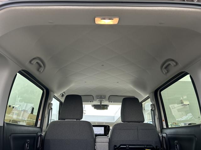 ワゴンＲスマイル ＨＹＢＲＩＤ　Ｘ　４ＷＤ　純正ナビ　全方位カメラ　コネクト　オートライト　スライドドア　純正ナビ　プッシュスタート　シートヒーター　オートエアコン　スズキセーフティーサポート　４ＷＤ　衝突被害軽減システム　アイドリングストップ　横滑り防止機能　衝突安全ボディ（12枚目）