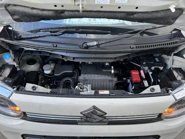 ワゴンＲスマイル ＨＹＢＲＩＤ　Ｘ　４ＷＤ　純正ナビ　全方位カメラ　コネクト　オートライト　スライドドア　純正ナビ　プッシュスタート　シートヒーター　オートエアコン　スズキセーフティーサポート　４ＷＤ　衝突被害軽減システム　アイドリングストップ　横滑り防止機能　衝突安全ボディ（17枚目）