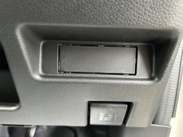 ワゴンＲスマイル ＨＹＢＲＩＤ　Ｘ　４ＷＤ　純正ナビ　全方位カメラ　コネクト　オートライト　スライドドア　純正ナビ　プッシュスタート　シートヒーター　オートエアコン　スズキセーフティーサポート　４ＷＤ　衝突被害軽減システム　アイドリングストップ　横滑り防止機能　衝突安全ボディ（40枚目）