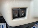 ＨＹＢＲＩＤ　Ｘ　４ＷＤ　オーディオ　両側電動スライドドア　オートライト　スライドドア　プッシュスタート　シートヒーター　オートエアコン　スズキセーフティーサポート　マイルドハイブリッド　４ＷＤ　アイドリングストップ　横滑り防止機能（23枚目）
