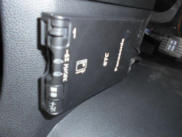 20CSリミテッド ナビ CD キーレスエントリー TV ETCドライブレコーダー 16インチアルミホイール HID 両側パワースライドドア(20枚目)