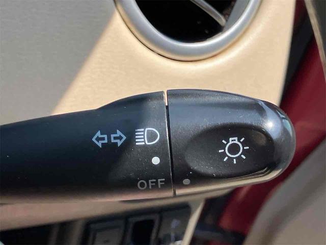 モコ Ｓ　ＦＯＵＲ　４ＷＤ　電動格納ミラー　シートヒーター　ベンチシート　ＡＴ　盗難防止システム　ＡＢＳ　ＣＤ　アルミホイール　衝突安全ボディ　エアコン　パワーステアリング　パワーウィンドウ　運転席エアバッグ（8枚目）