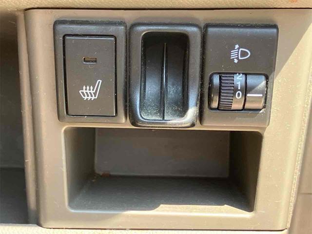 モコ Ｓ　ＦＯＵＲ　４ＷＤ　電動格納ミラー　シートヒーター　ベンチシート　ＡＴ　盗難防止システム　ＡＢＳ　ＣＤ　アルミホイール　衝突安全ボディ　エアコン　パワーステアリング　パワーウィンドウ　運転席エアバッグ（22枚目）