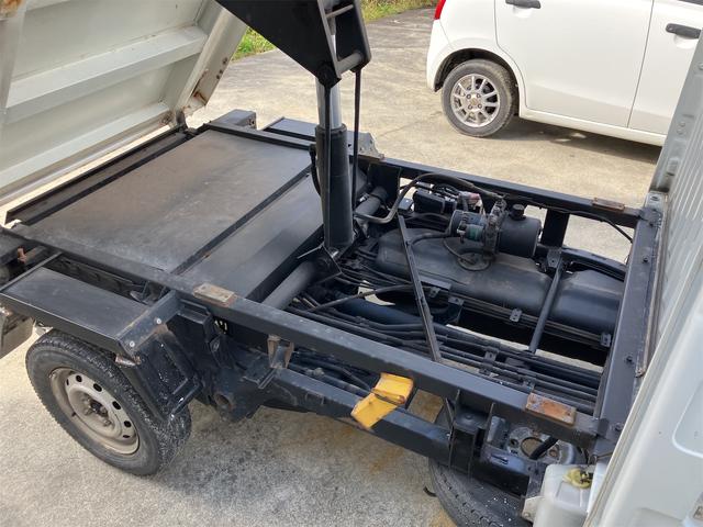 サンバートラック 4WD ダンプ MT エアコン 運転席エアバッグ(11枚目)