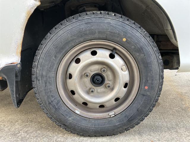 サンバートラック 4WD ダンプ MT エアコン 運転席エアバッグ(13枚目)