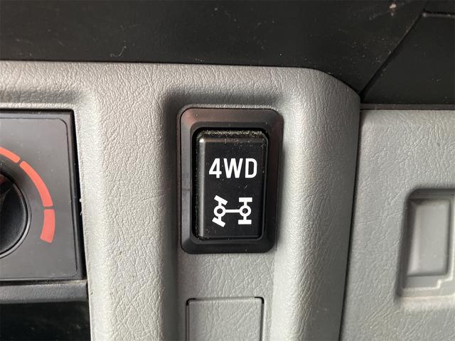 ご覧頂きまして誠に有難うございます！！是非ご来店して頂き、実際にご覧になって頂ければと思います。お客様からのご連絡をスタッフ一同、心よりお待ちしております