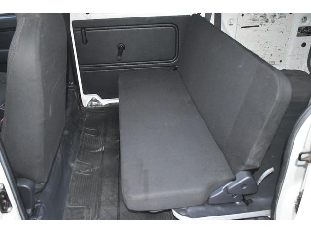 ハイゼットカーゴ ＤＸ　４ＷＤ　５速ＭＴ（車検２年）（12枚目）