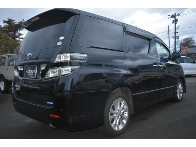 ヴェルファイア ２．４Ｚ　プラチナムセレクション　両側パワスラ　パワーバックドア　フリップダウンモニター　４ＷＤ　車検Ｒ８年１２月ワンオーナー物（5枚目）