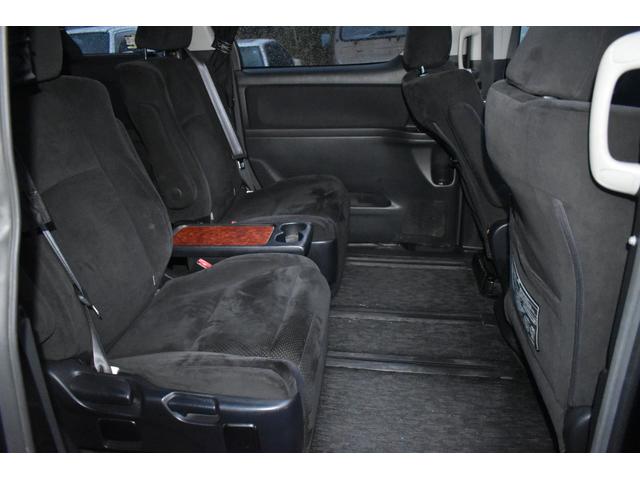 ヴェルファイア ２．４Ｚ　プラチナムセレクション　両側パワスラ　パワーバックドア　フリップダウンモニター　４ＷＤ　車検Ｒ８年１２月ワンオーナー物（16枚目）