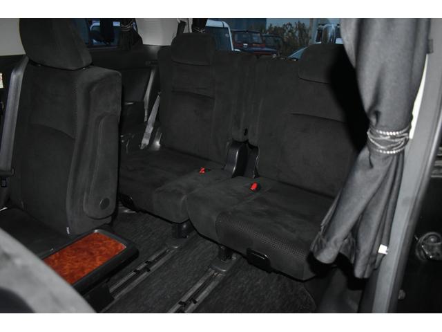 ヴェルファイア ２．４Ｚ　プラチナムセレクション　両側パワスラ　パワーバックドア　フリップダウンモニター　４ＷＤ　車検Ｒ８年１２月ワンオーナー物（18枚目）