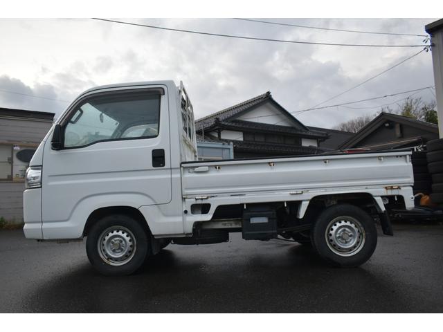 アクティトラック ＳＤＸ　４ＷＤ　エアコン　パワステ　荷台ランプ　車検Ｒ９年６月（4枚目）