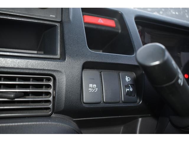アクティトラック ＳＤＸ　４ＷＤ　エアコン　パワステ　荷台ランプ　車検Ｒ９年６月（12枚目）