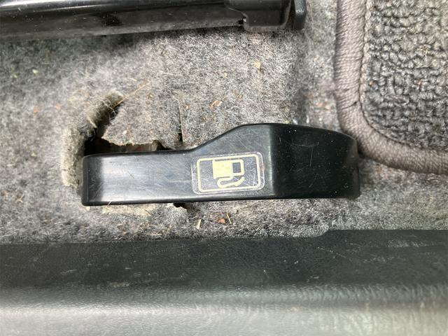 ＡＺオフロード ＸＣ　４ＷＤ　キーレスエントリー　電動格納ミラー　ターボ　ＡＴ　ＡＢＳ　ＣＤ　ルーフレール　アルミホイール　衝突安全ボディ　エアコン　パワーステアリング　パワーウィンドウ（39枚目）