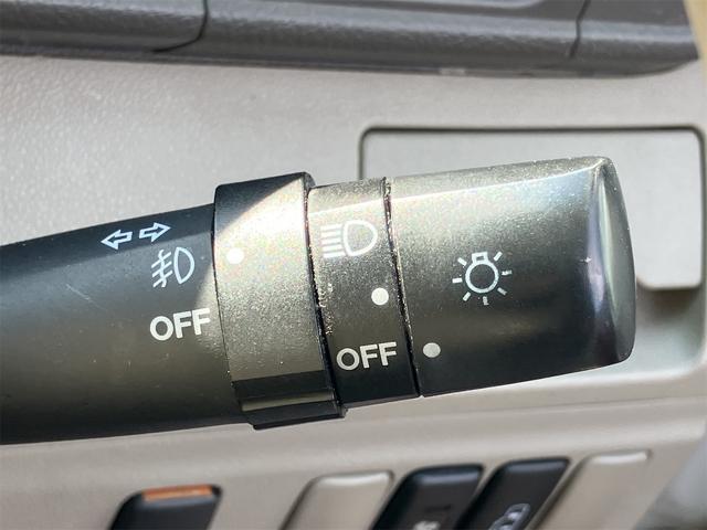 アトレーワゴン カスタムターボＲＳリミテッド　ＥＴＣ　バックカメラ　両側スライド・片側電動　ＨＩＤ　キーレスエントリー　電動格納ミラー　ベンチシート　ターボ　ＡＴ　盗難防止システム　ＡＢＳ　ＣＤ　ミュージックプレイヤー接続可　アルミホイール（30枚目）