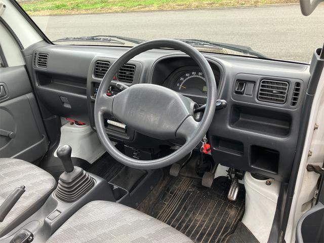 キャリイトラック ベースグレード　切替式４ＷＤ　５速マニュアル（11枚目）