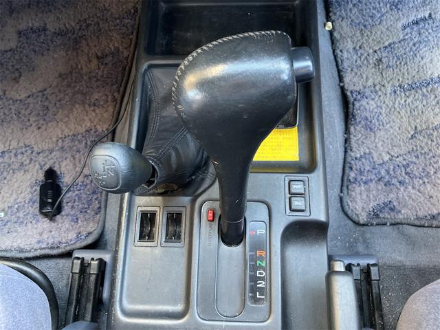 ランドクルーザープラド TZ 4WD クローラー仕様 タイヤ4本付 ユピテルナビ 後席ヒーター(18枚目)