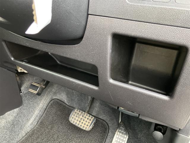 ムーヴコンテ カスタム　Ｘ　ＨＩＤ　ベンチシート　ＨＤＤナビ　ワンセグテレビ　スマートキー　イモビライザー　レーダー探知機（4枚目）