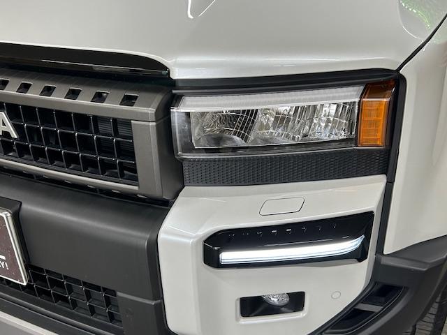ランドクルーザー２５０ ＶＸファーストエディション　純正１２．３型ディスプレイオーディオ　ＪＢＬサウンドシステム　全方位カメラ　ＨＤＭＩ端子　サンルーフ　ブラインドスポットモニター　茶革シート　エアシート　デジタルインナーミラー　レーダークルーズ（64枚目）