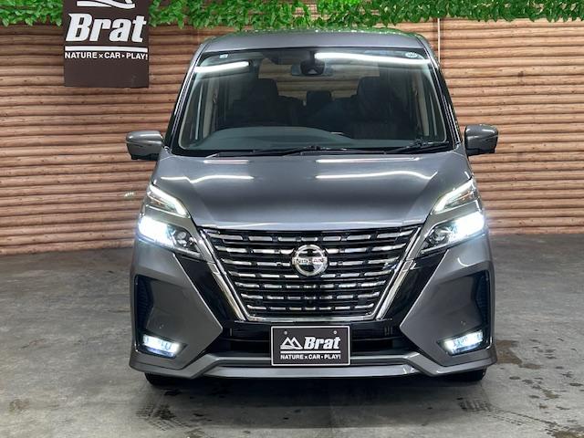 セレナ ハイウェイスターＶ　４ＷＤ　純正ワイドナビ　アラウンドビューモニター　後席モニター　両側電動スライドドア　レーダークルーズ　前席シートヒーター　ハンドルヒーター　ＬＥＤヘッドライト　純正１５インチアルミホイール（36枚目）