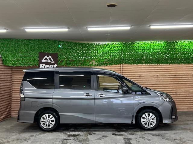 セレナ ハイウェイスターＶ　４ＷＤ　純正ワイドナビ　アラウンドビューモニター　後席モニター　両側電動スライドドア　レーダークルーズ　前席シートヒーター　ハンドルヒーター　ＬＥＤヘッドライト　純正１５インチアルミホイール（39枚目）