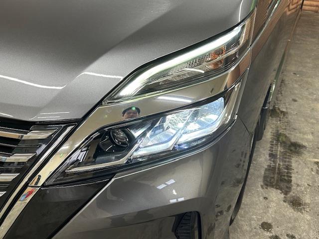 セレナ ハイウェイスターＶ　４ＷＤ　純正ワイドナビ　アラウンドビューモニター　後席モニター　両側電動スライドドア　レーダークルーズ　前席シートヒーター　ハンドルヒーター　ＬＥＤヘッドライト　純正１５インチアルミホイール（49枚目）