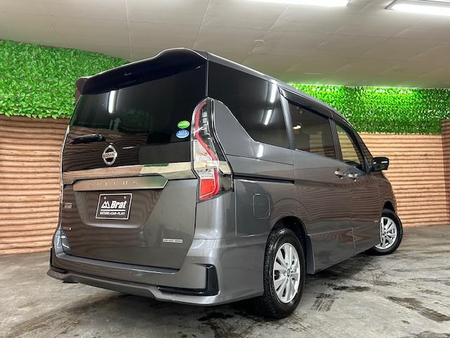 セレナ ハイウェイスターＶ　４ＷＤ　純正ワイドナビ　アラウンドビューモニター　後席モニター　両側電動スライドドア　レーダークルーズ　前席シートヒーター　ハンドルヒーター　ＬＥＤヘッドライト　純正１５インチアルミホイール（69枚目）