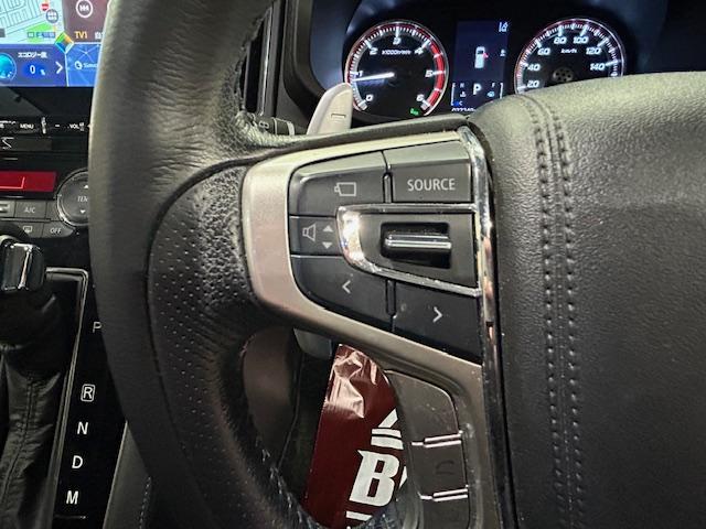 デリカＤ：５ Ｐ　衝突軽減ブレーキ　純正ナビＴＶ　全方位カメラ　両側電動スライドドア　電動リアゲート　リフトアップ　ナイトロパワーＭ７ファランクス（バレルブラック）１６インチＡＷ　レーダークルーズ　前席シートヒーター（17枚目）