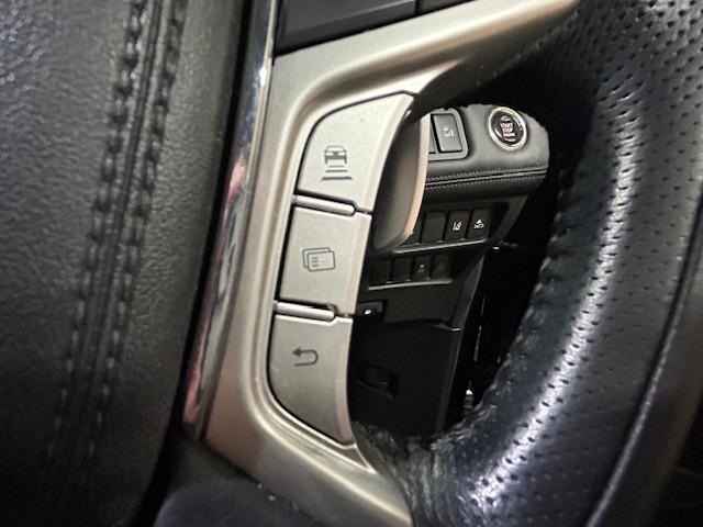 デリカＤ：５ Ｐ　衝突軽減ブレーキ　純正ナビＴＶ　全方位カメラ　両側電動スライドドア　電動リアゲート　リフトアップ　ナイトロパワーＭ７ファランクス（バレルブラック）１６インチＡＷ　レーダークルーズ　前席シートヒーター（20枚目）