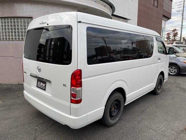 ハイエースワゴン GL 4WD トヨタセーフティセンス 全方位カメラ 後席モニター 寒冷地仕様 片側電動スライドドア リアヒーター+クーラー デジタルインナーミラー ビルトインETC LEDヘッドライト リアフォグ(3枚目)