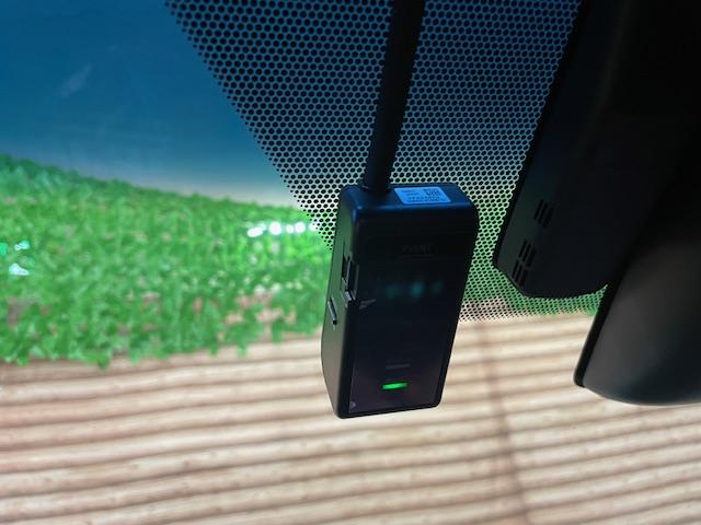 ハリアーハイブリッド プログレス　４ＷＤ　トヨタセーフティセンス　純正ナビ　全方位カメラ　ＴＲＤフルエアロ　レーダークルーズ　運転席電動シート　電動リアゲート　ハーフレザーシート　純正１８インチアルミホイール　ＬＥＤヘッドライト（10枚目）