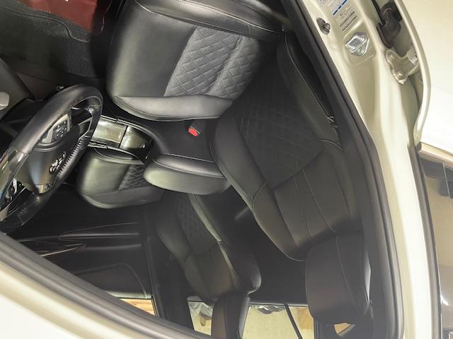 ハリアーハイブリッド プログレス　４ＷＤ　トヨタセーフティセンス　純正ナビ　全方位カメラ　ＴＲＤフルエアロ　レーダークルーズ　運転席電動シート　電動リアゲート　ハーフレザーシート　純正１８インチアルミホイール　ＬＥＤヘッドライト（35枚目）