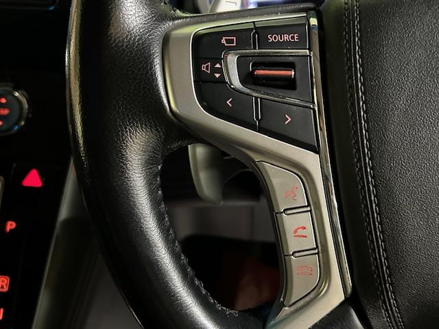 デリカD:5 P 4WD ナビ フルセグTV 全方位カメラ フリップダウンモニター エクストリームJ16インチアルミホイール 1インチリフトアップ TOYOオープンカントリーR/T ハンドル前席シートヒーター ETC(19枚目)