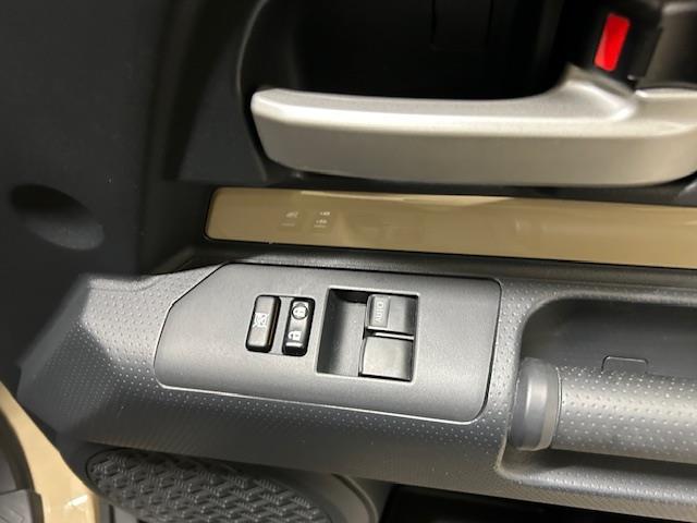 ＦＪクルーザー カラーパッケージ　リフトアップ　ＸＴＲＥＭＥ－Ｊ　　ＸＪ０３（フラットブラックスモーク）１７インチアルミホイール　ＴＯＹＯ　ＴＩＲＥＳ　ＯＰＥＮ　ＣＯＵＮＴＲＹ　Ｒ／Ｔ　ブラックアウト塗装　ナビ　バックカメラ　ＥＴＣ（12枚目）