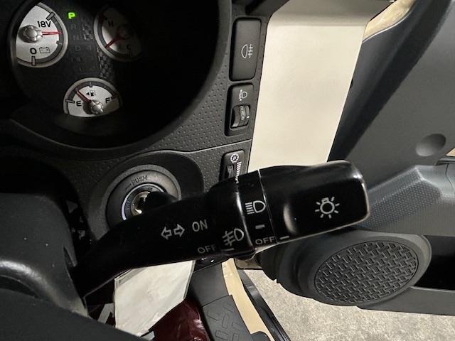 ＦＪクルーザー カラーパッケージ　リフトアップ　ＸＴＲＥＭＥ－Ｊ　　ＸＪ０３（フラットブラックスモーク）１７インチアルミホイール　ＴＯＹＯ　ＴＩＲＥＳ　ＯＰＥＮ　ＣＯＵＮＴＲＹ　Ｒ／Ｔ　ブラックアウト塗装　ナビ　バックカメラ　ＥＴＣ（18枚目）