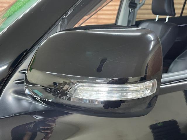 ランドクルーザープラド ＴＸ　Ｌパッケージ　ワンオーナー　黒革シート　純正ナビ　フルセグＴＶ　バックカメラ　前席電動シート　前席エアシート　純正１７インチアルミホイール　ガナドール２本出しマフラー　ウッドコンビステア　ＬＥＤヘッドライト　ＥＴＣ（69枚目）