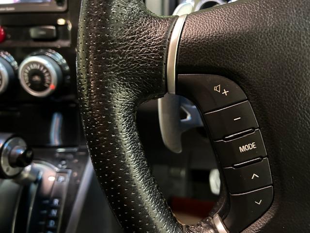 デリカＤ：５ Ｇ　プレミアム　４ＷＤ　リフトアップ　純正ナビ　バックカメラ　ＭＫＷ１６インチアルミホイール　ジオランダー　オーバーフェンダー　ガナドール２本出しマフラー　前席シートヒーター　デジタルインナーミラー　両側電動スライド（20枚目）