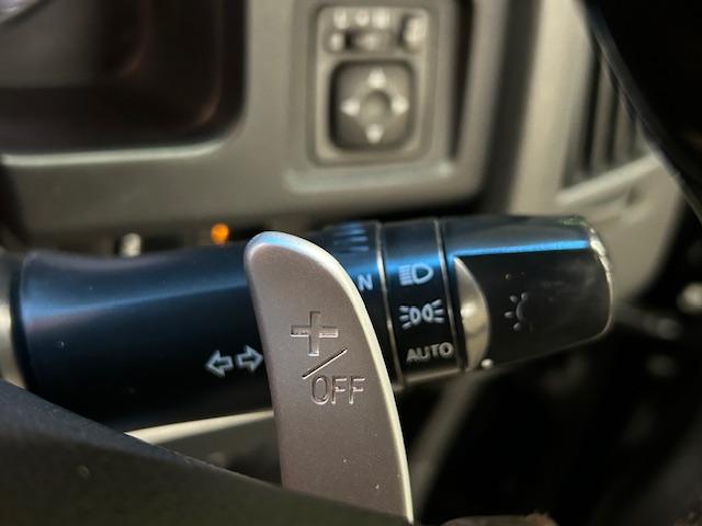 デリカＤ：５ Ｇ　プレミアム　４ＷＤ　リフトアップ　純正ナビ　バックカメラ　ＭＫＷ１６インチアルミホイール　ジオランダー　オーバーフェンダー　ガナドール２本出しマフラー　前席シートヒーター　デジタルインナーミラー　両側電動スライド（23枚目）