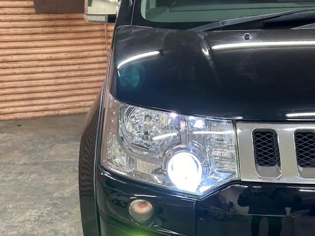 デリカＤ：５ Ｇ　プレミアム　４ＷＤ　リフトアップ　純正ナビ　バックカメラ　ＭＫＷ１６インチアルミホイール　ジオランダー　オーバーフェンダー　ガナドール２本出しマフラー　前席シートヒーター　デジタルインナーミラー　両側電動スライド（46枚目）