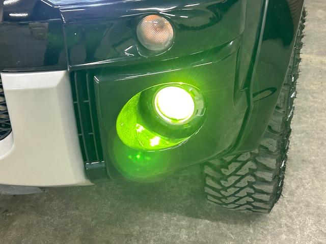 デリカＤ：５ Ｇ　プレミアム　４ＷＤ　リフトアップ　純正ナビ　バックカメラ　ＭＫＷ１６インチアルミホイール　ジオランダー　オーバーフェンダー　ガナドール２本出しマフラー　前席シートヒーター　デジタルインナーミラー　両側電動スライド（49枚目）